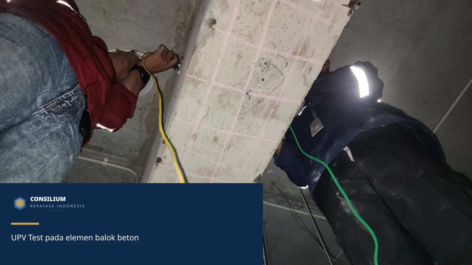 Pelaksanaan UPV Test pada balok beton bangunan existing