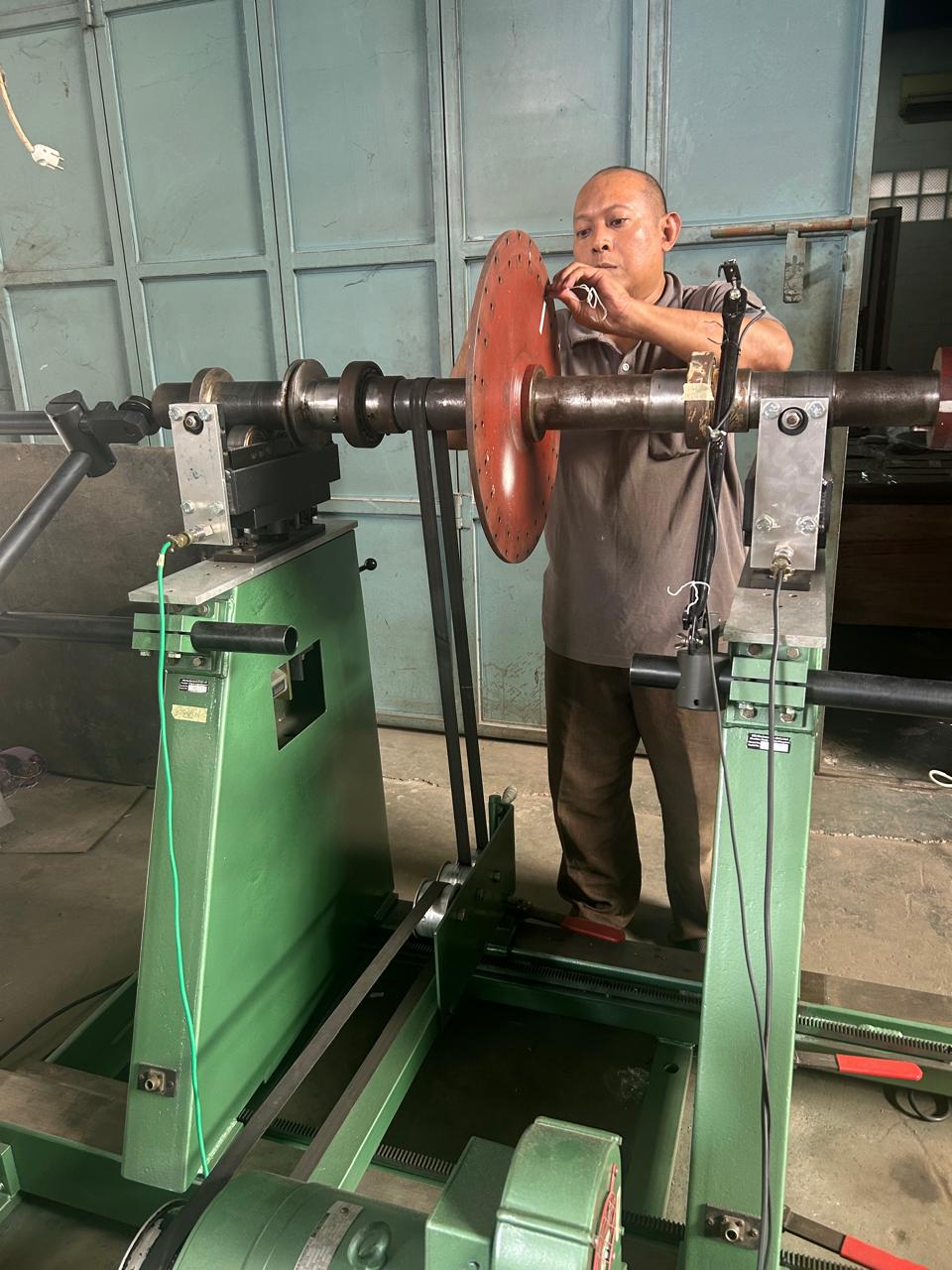 Dokumentasi mesin balancing IRD B-50